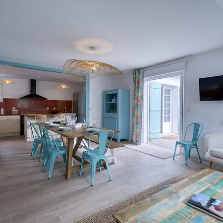 Maison Des Bouillats - Welkeys بيت للعطل